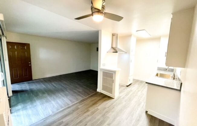 1 bed, 1 bath, 700 sqft, $2,045, Unit 9