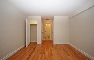 2 beds, 2 baths, $6,300, Unit 11E