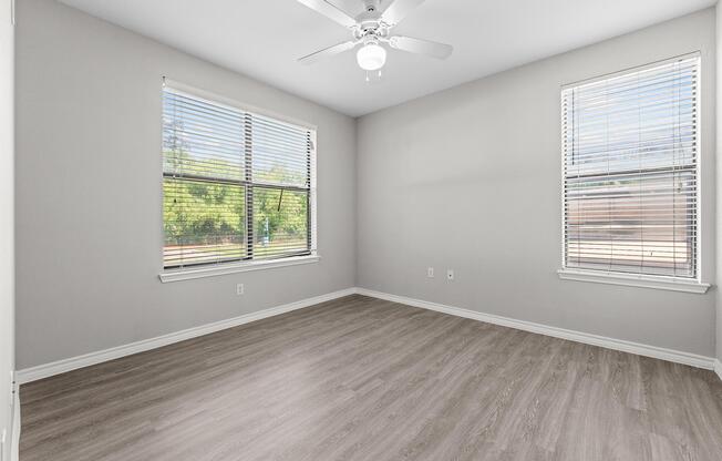 3 beds, 2 baths, 1,202 sqft, $1,960