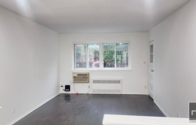 2054 E 56 ST