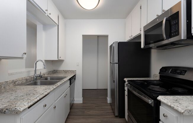 2 beds, 2 baths, 1,027 sqft, $2,495, Unit B-19