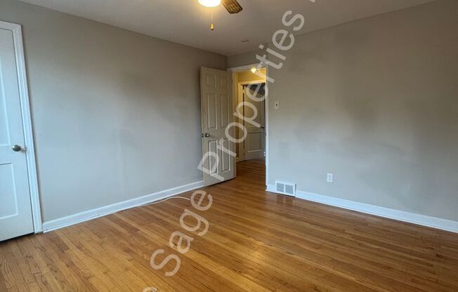 3 beds, 1 bath, $1,595