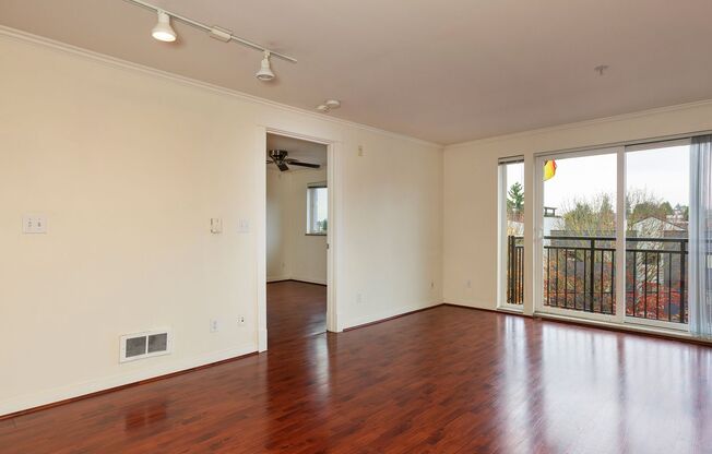2 beds, 2 baths, 856 sqft, $3,395, Unit #501