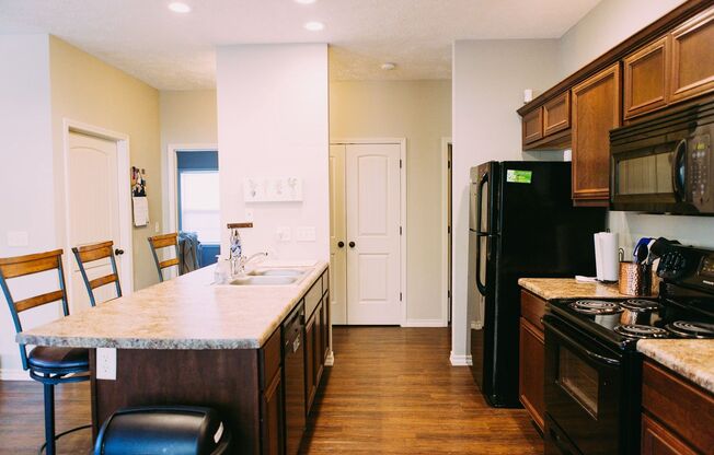 3 bed 3 bath house house Central Springfield