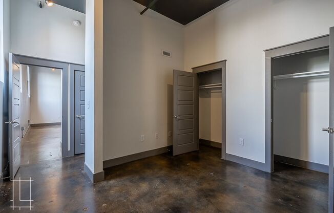 1 bed, 1 bath, $1,330, Unit 727 N. 4th St. Apt. 201