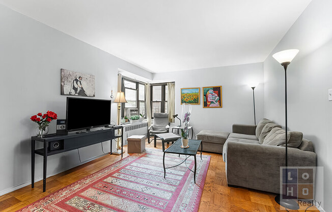212 E BROADWAY