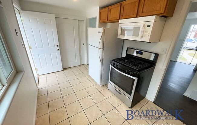 3 beds, 1 bath, $1,799