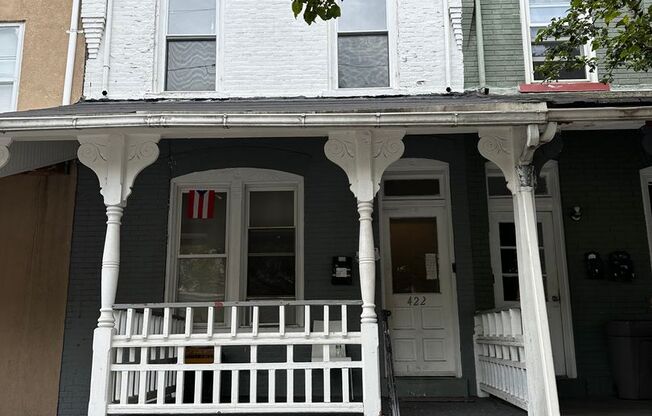 422 W Allen St