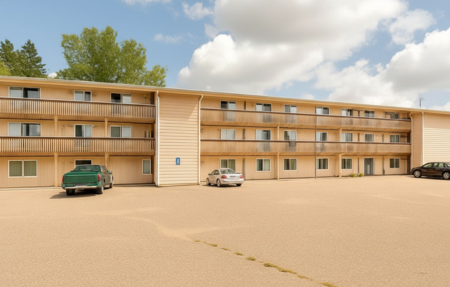 Riverview Plaza Apartments