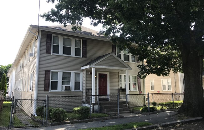 66 Safford St