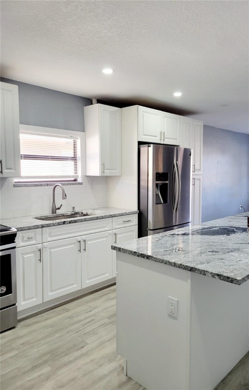 8114 N EDISON