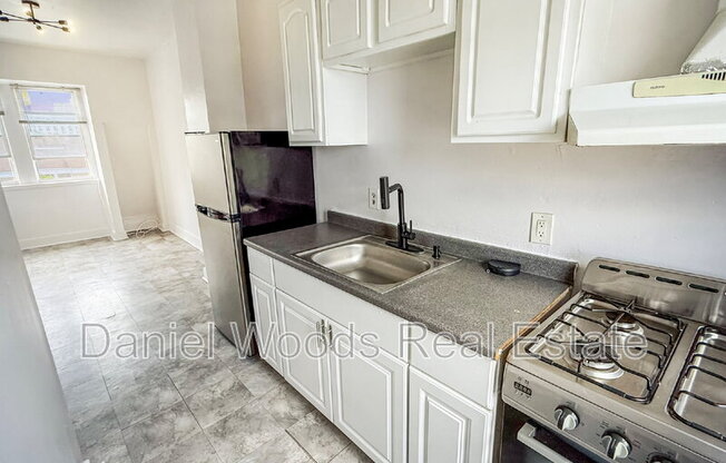 3927 POWELTON AVE