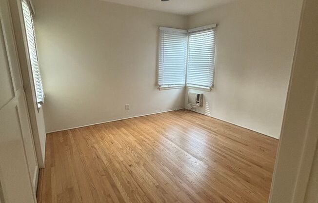 1 bed, 1 bath, 574 sqft, $1,950, Unit 1153 #C