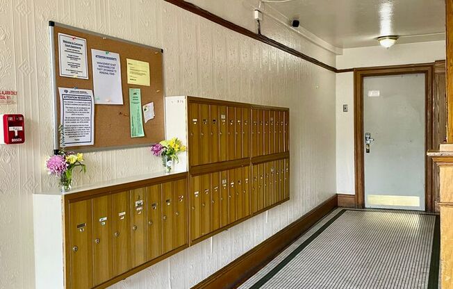 1 bed, 1 bath, 550 sqft, $1,095, Unit 304