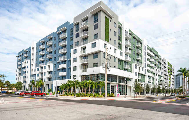 Lazul North Miami Beach Apartments