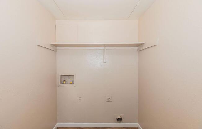 Center Ridge - Apartment Living in Duncanville, TX