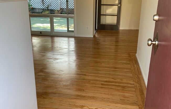 G1 | 139-141 Hobart Avenue