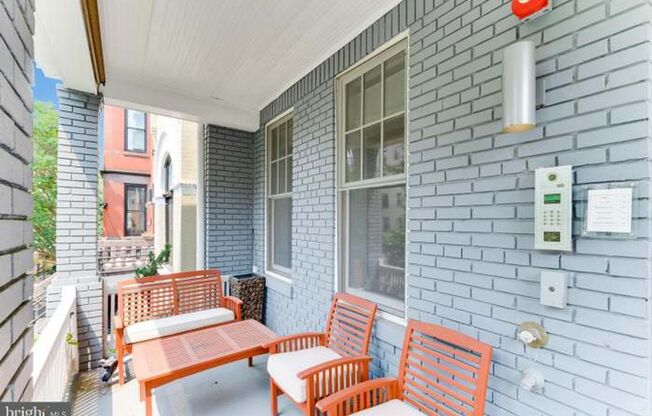 1321 21 ST NW