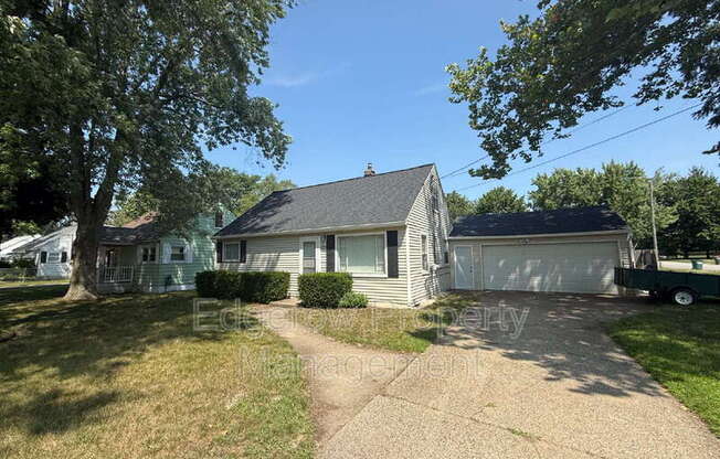 359 MAJESTIC ST SE
