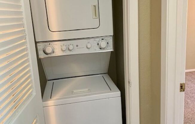 1 bed, 1 bath, 750 sqft, $1,595, Unit 408