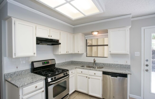 Fantastic renovated home at 5401 Loadstone Cove!
