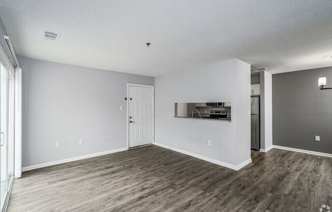 3 beds, 2 baths, 1,070 sqft, $1,400, Unit 2338J