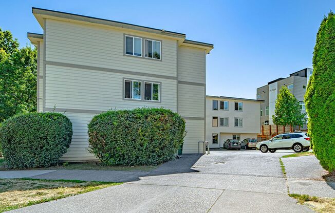 301 Apartments in the heart of Beacon Hill