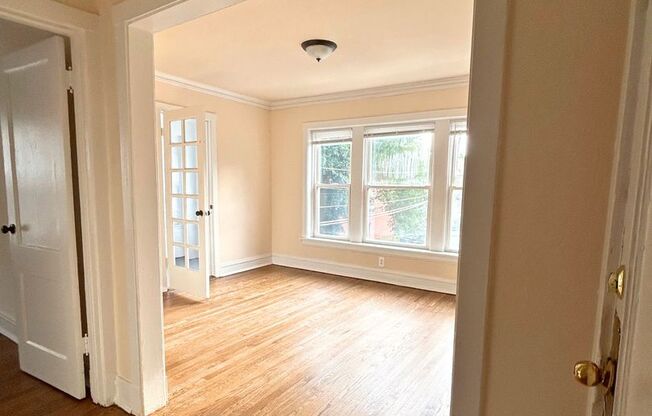 2104-2118 W. Birchwood Avenue/7502-7510 N. Hoyne Avenue