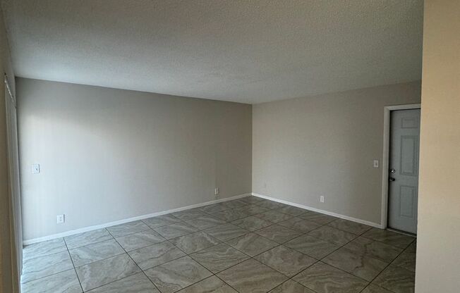 Studio, 1 bath, 525 sqft, $1,500, Unit A-02