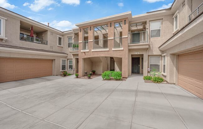 Charming 2 bedrooms 2 Bathrooms in the Amber Ridge Gated Community