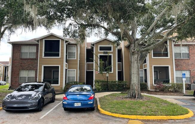 4401 Thornbriar Ln Unit R 208