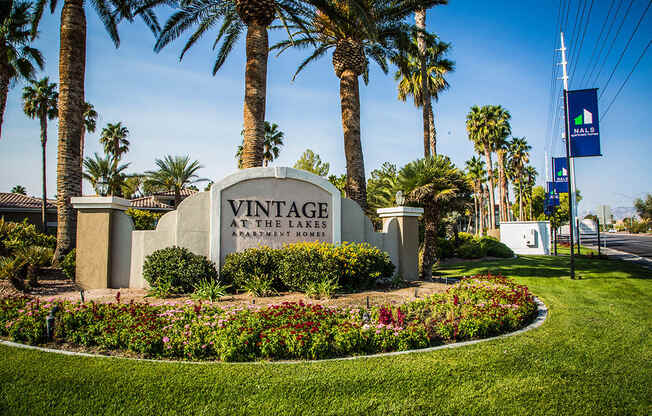 Vintage at The Lakes Apartments