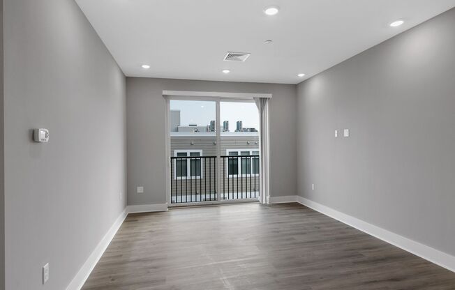 1 bed, 1 bath, 750 sqft, $1,600, Unit 201