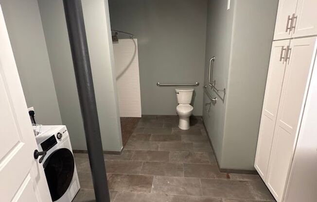 Studio, 1 bath, 500 sqft, $1,000, Unit ADA 313