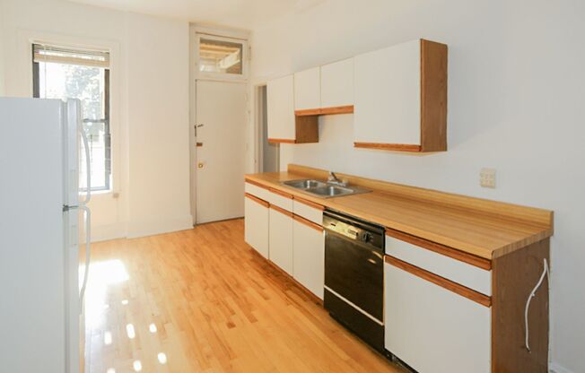 1 bed, 1 bath, 875 sqft, $2,100, Unit 2606RA-1