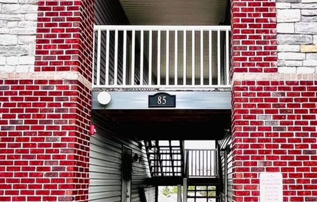 1 bed, 1 bath, 747 sqft, $2,270, Unit 37RMA2