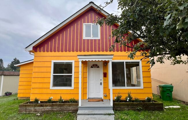 Fully Remodeled 1 BD + Loft