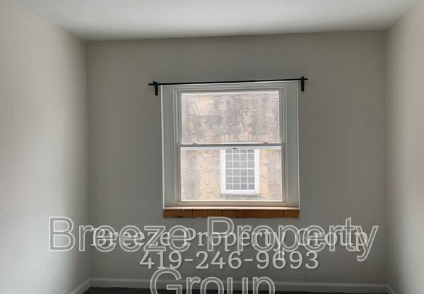 1945 OTTAWA DR