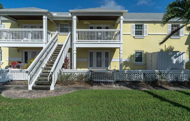 2 beds, 1 bath, $2,100