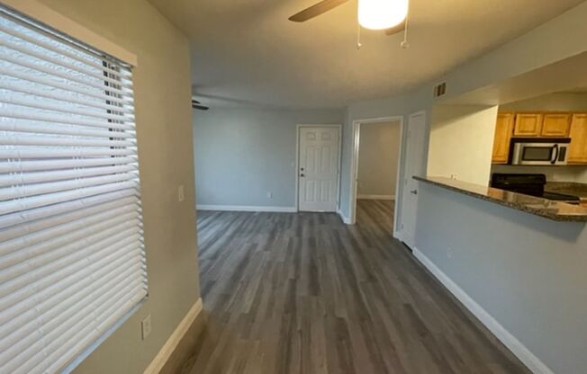 2 beds, 2 baths, $1,350, Unit UNIT 1056
