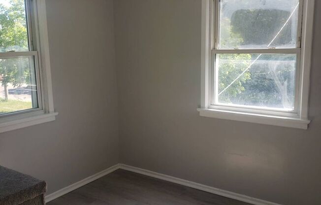 Charming 3-Bedroom Property in Prime Location
