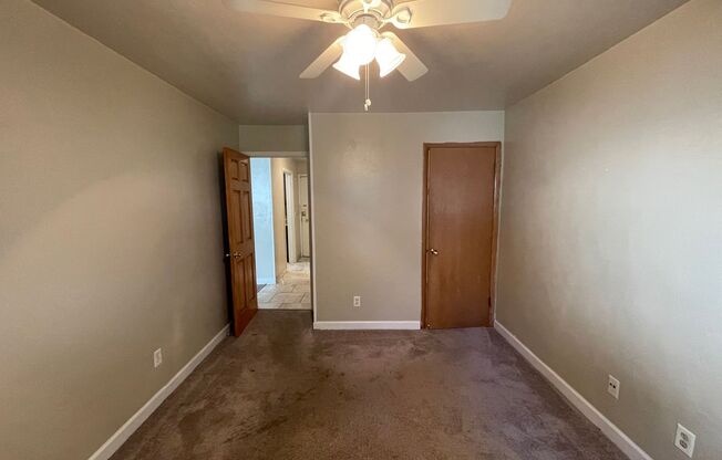 1 bed, 1 bath, $925, Unit 202