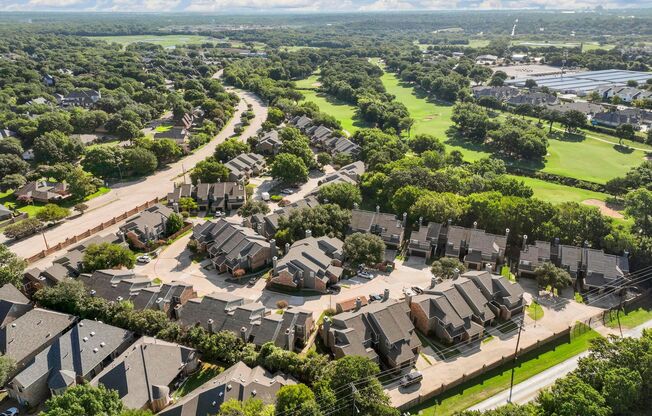 Waterchase Gardens: Charming Townhomes in Fort Worth