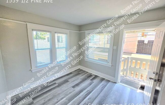 1559 1/2 PINE AVE