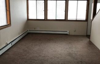 3 beds, 2 baths, $1,200