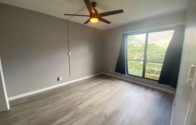 2 beds, 1 bath, $1,750, Unit # #J 305