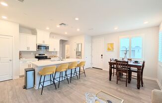 3 beds, 2.5 baths, $2,550, Unit # 67104