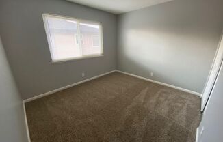 2 beds, 1 bath, $1,595, Unit # 2