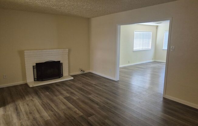 Remodeled 3 Bedroom 2 Bathroom Carmichael Home