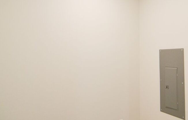 1 bed, 1 bath, 670 sqft, $917, Unit 1100-307